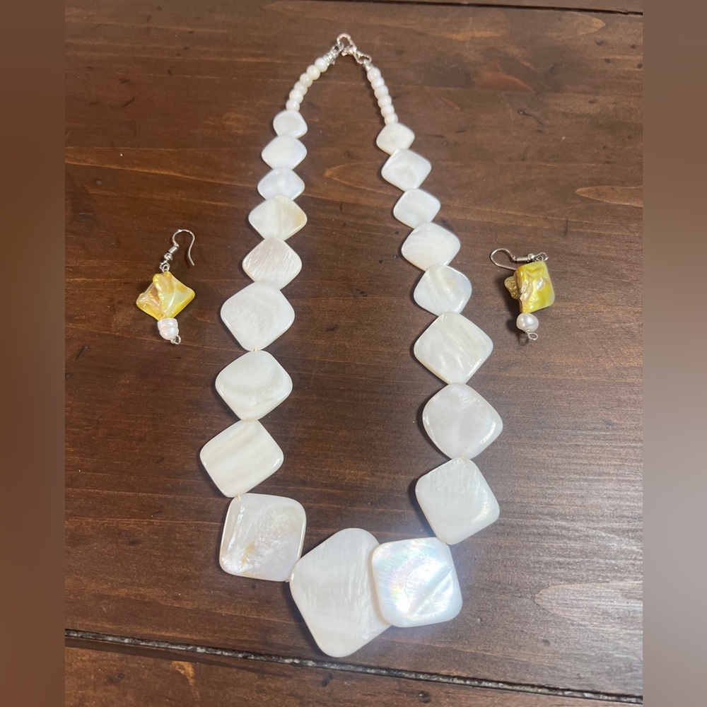 Mother of Pearl necklace and earrings